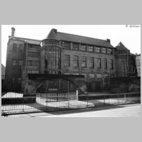 Mackintosh, New Scotland Street School, Photo by Gillfoto on Wikipedia.jpg